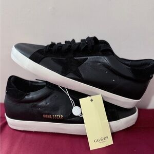Golden Goose Black and White Men's Sneakers